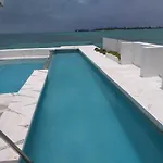 Beach House Hostel